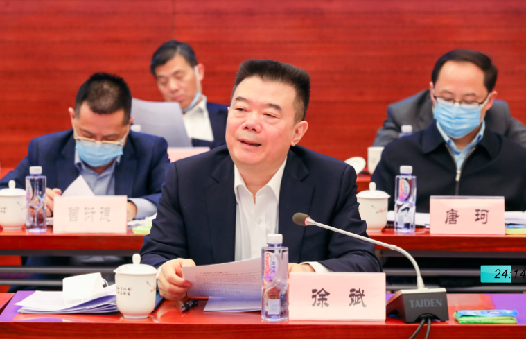 全面推进乡村振兴座谈会中华保险集团党委书记董事长徐斌出席并发言